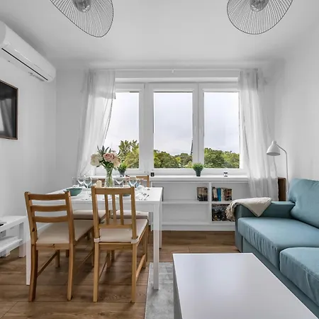 Apartman Mokotow - Balcony, Ac, Tram&bus Nearby - By Rentujemy