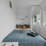 Mokotow - Balcony, Ac, Tram&bus Nearby - By Rentujemy Lejlighed Warszawa