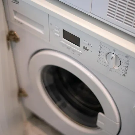 Mokotow - Balcony, Ac, Tram&bus Nearby - By Rentujemy *