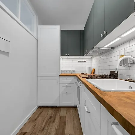 Mokotow - Balcony, Ac, Tram&bus Nearby - By Rentujemy * Warszawa